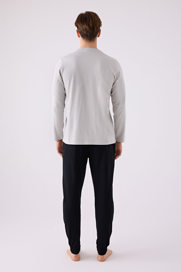 طقم بيجامة رمادية للرجال - 5