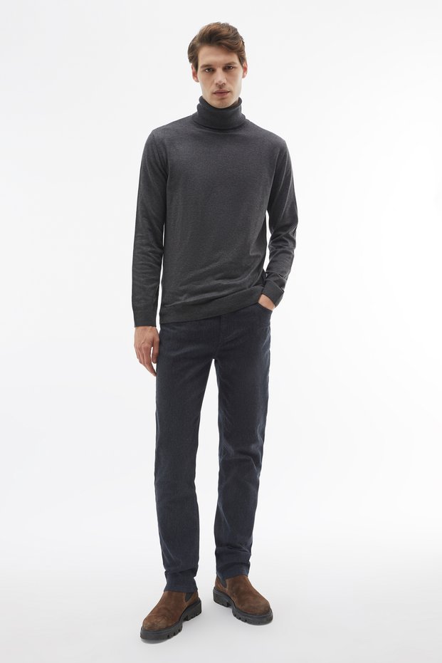 Slim Straight Fit Pants