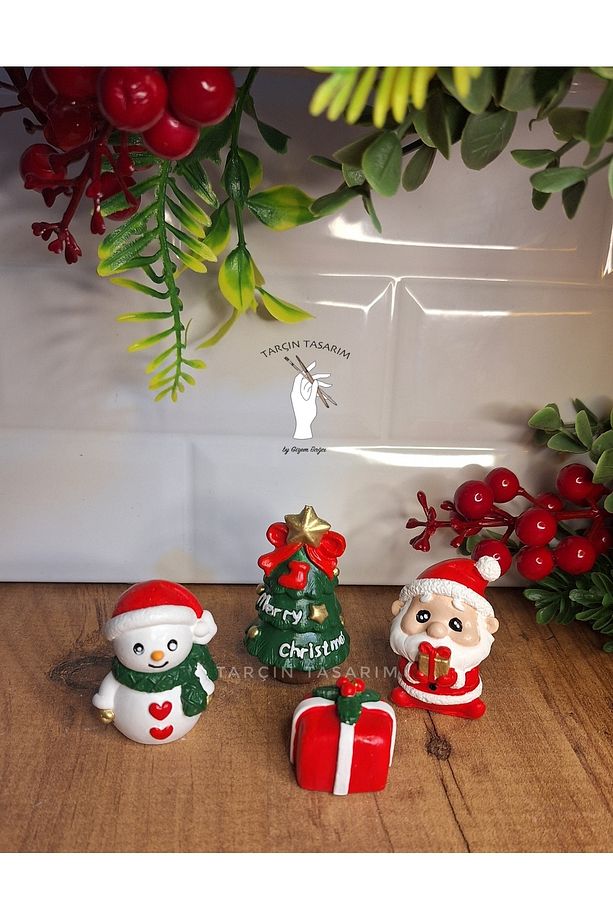 4'lü Mini Yılbaşı Seti,yılbaşı Hediyesi,(5*5 CM)(YILBAŞI AĞACI,NOEL BABA,HEDİYE PAKETİ,KARDAN ADAM) - 4