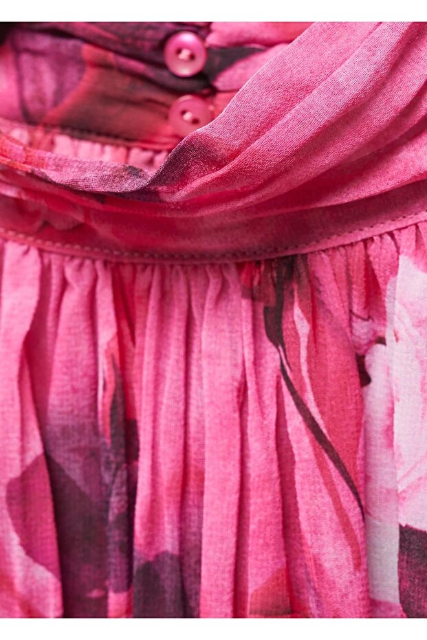 Halter yakalı desenli bluz - 6