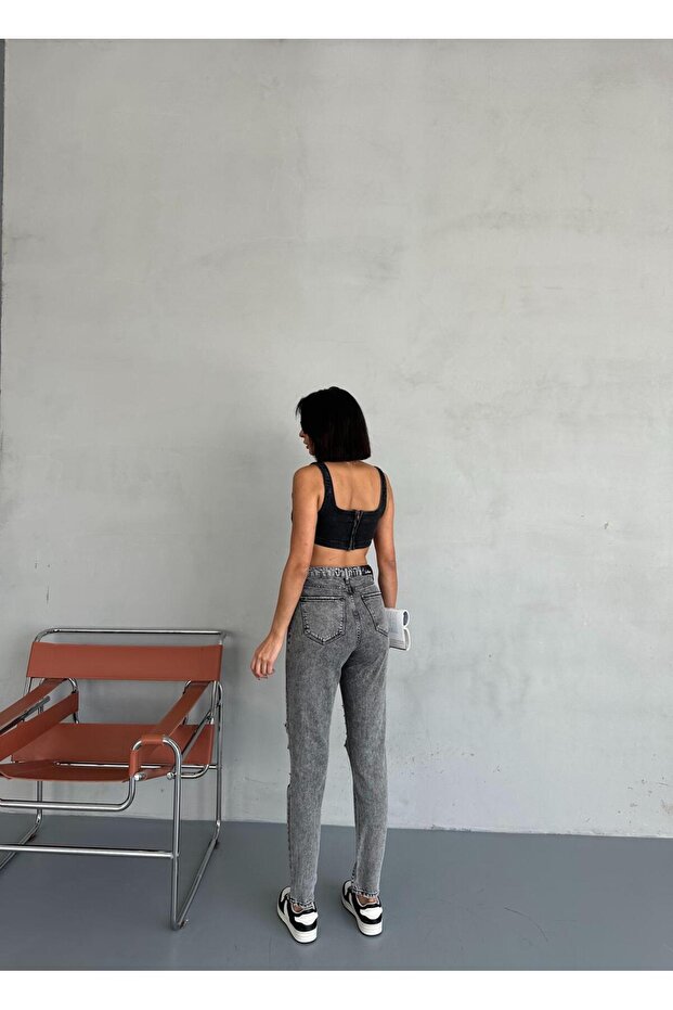 LAZERLİ MOM JEAN - 8