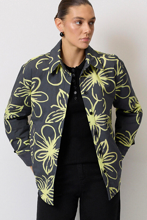 سترة مبطنة منقوشة - 1