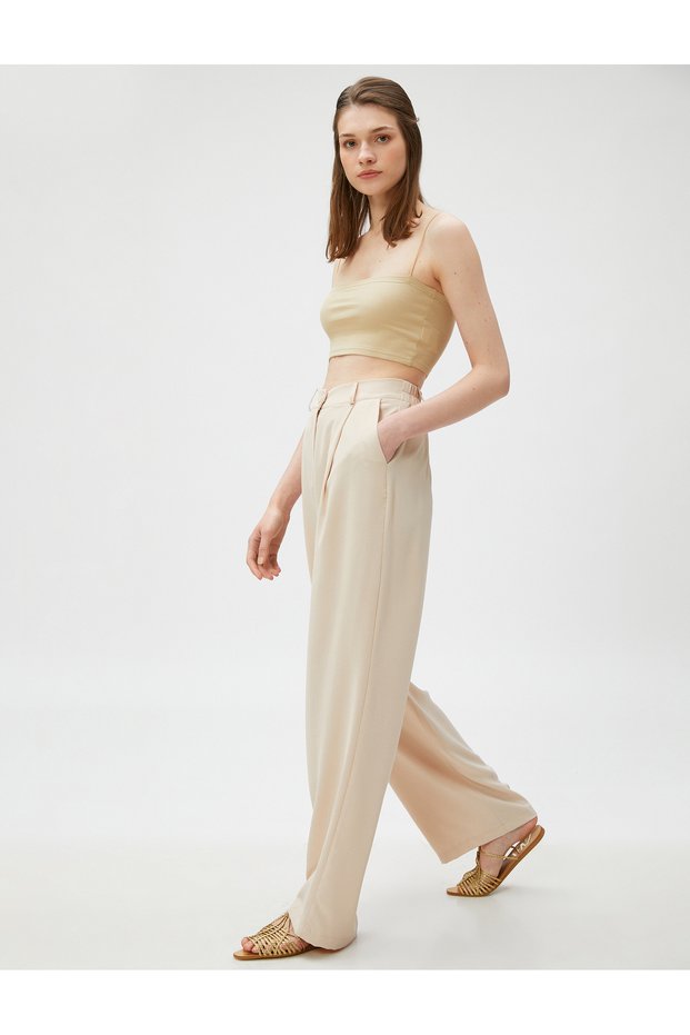 Wide Leg Pleated Trousers