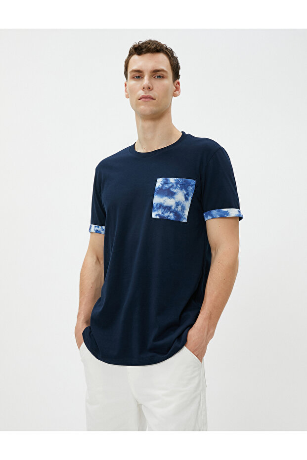 Slim Fit T-Shirt Crew Neck Pocket Detailed Abstract Printed