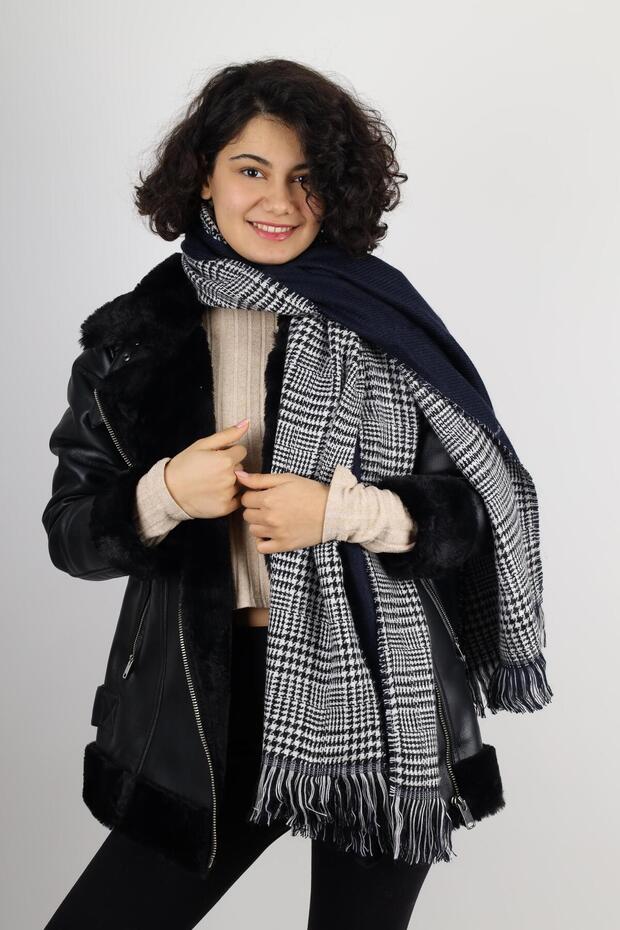 Women's Navy Blue Winter Double Sided Plaid Pattern Wool Scarf