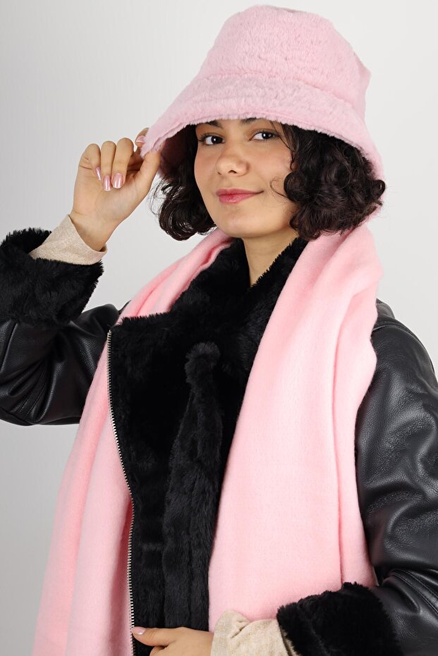 Women's Pink Fur Plush Hat and Scarf Combo