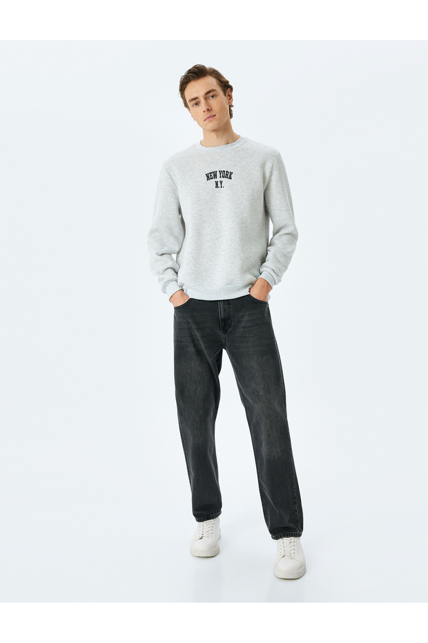 Crew Neck Embroidered Slogan Sweatshirt