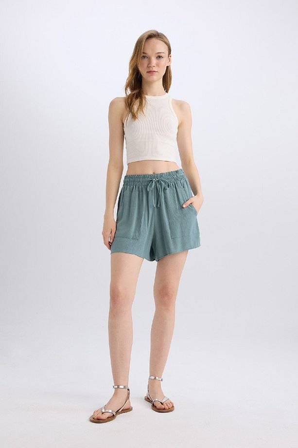 Regular Fit Normal Bel Düz Paça Krinkıl Viskon Şort A3532AX24HS - 1