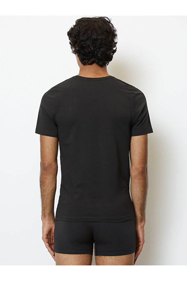 T-Shirt Essentials - 2
