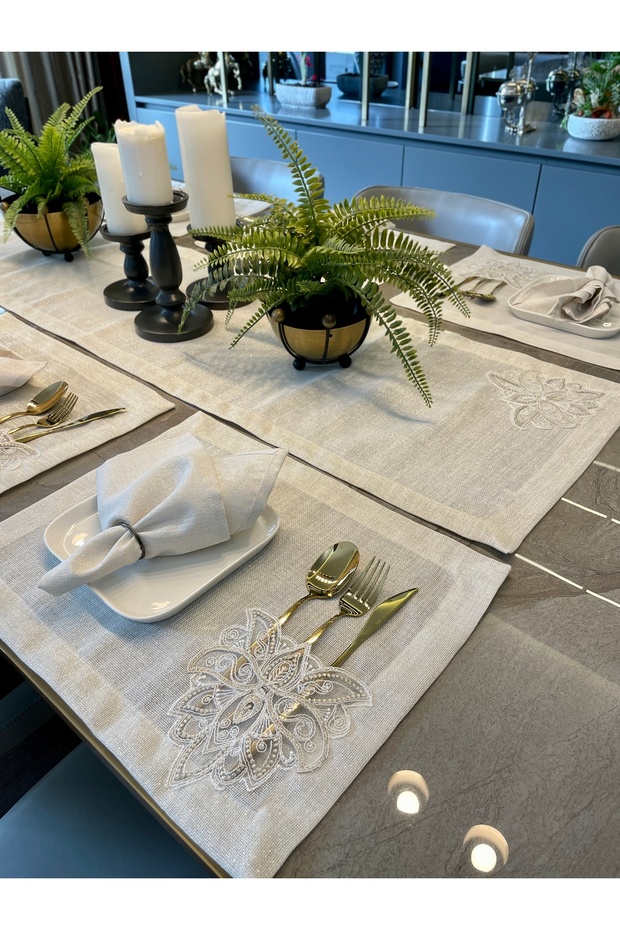12 Kişilik Linen Fransız Dantelli Gold Simli Ekru Amerikan Servis Ve Runner Set 13 PARÇA (PEÇETESİZ) - 5