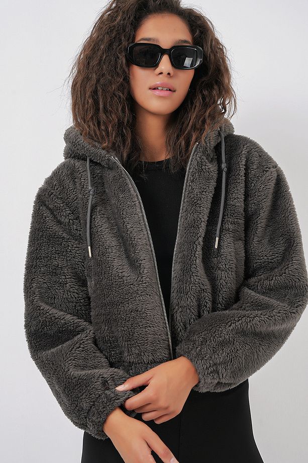 5193 Kapüşonlu Peluş Crop Ceket - Antrasit - 2