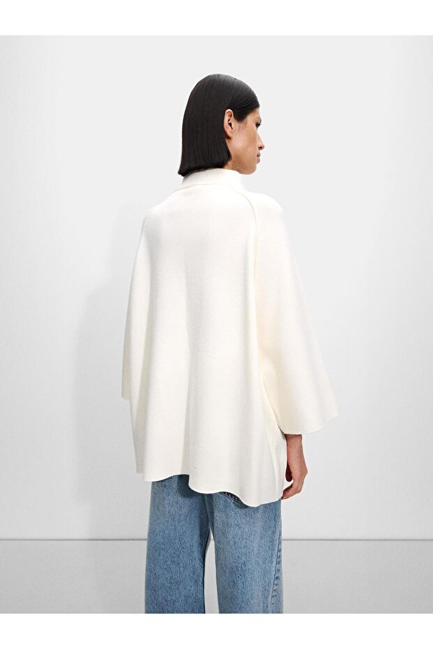 Düğmeli Örme Panço - 4