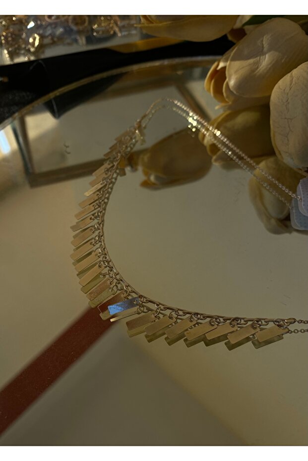 Shakira Model Gold Kolye