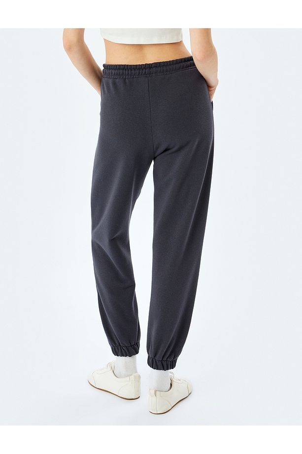 Beli Bağcıklı Pamuk Karışımlı Oversize Jogger Eşofman Altı - 4
