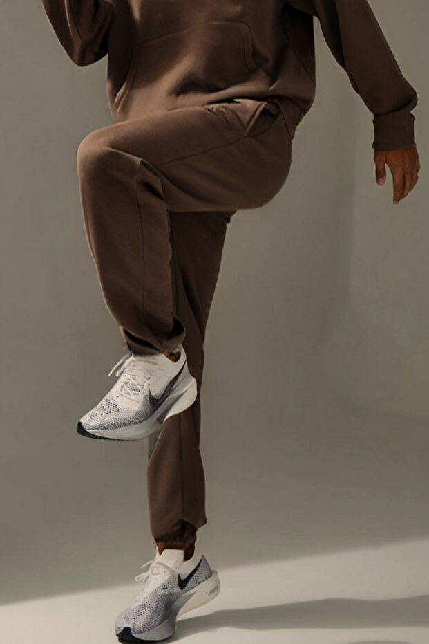 Men's Basic Unprinted Jogger Sweatpants with Side Pockets - 2