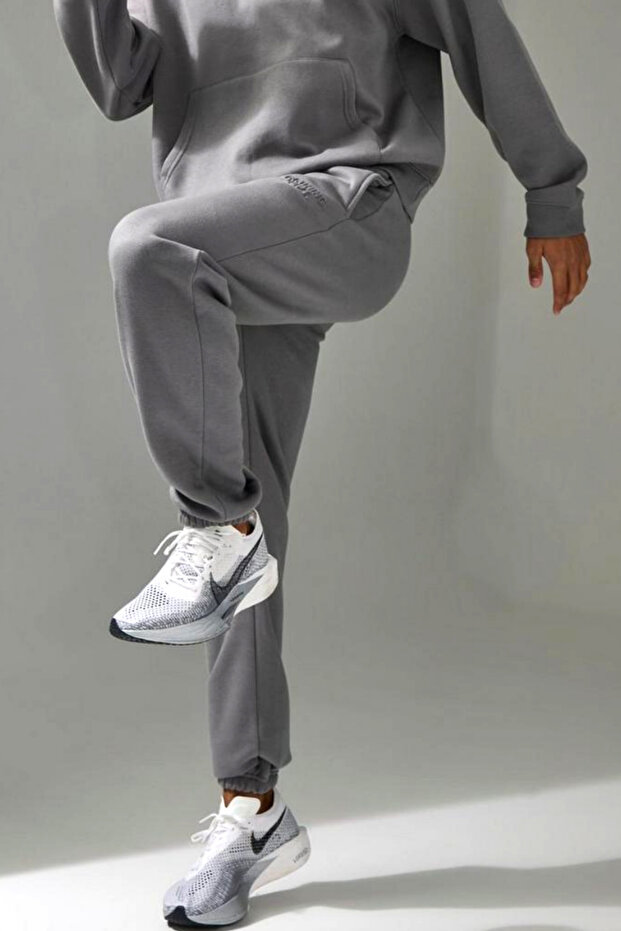 Men's Basic Unprinted Jogger Sweatpants with Side Pockets - 2