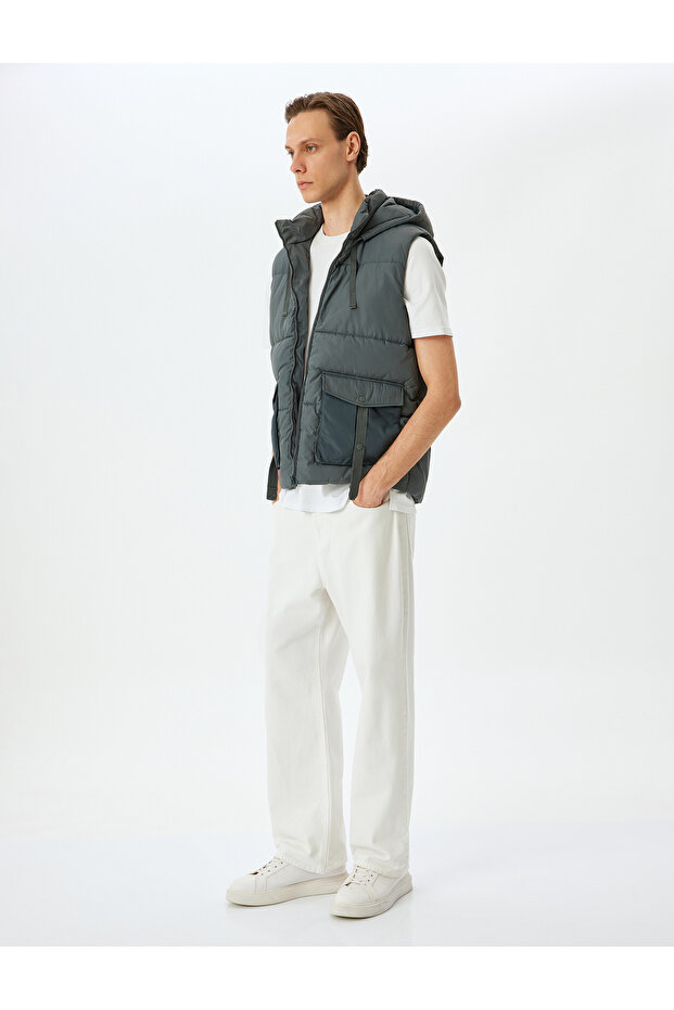 Inflatable Vest Hooded Slim Fit Pocket Detailed Zippered