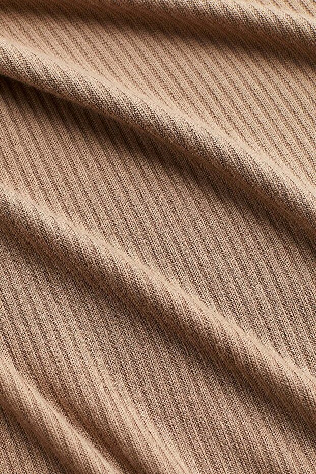 قارب طوق الأعلى - 1