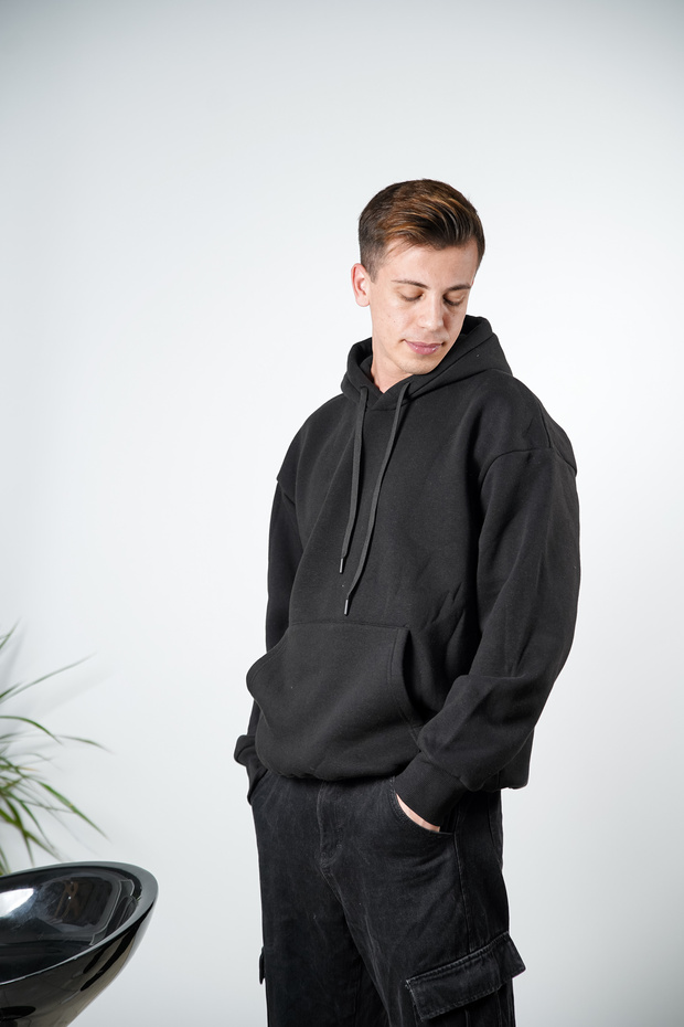 Kapüşonlu Siyah Sweatshirt - 3