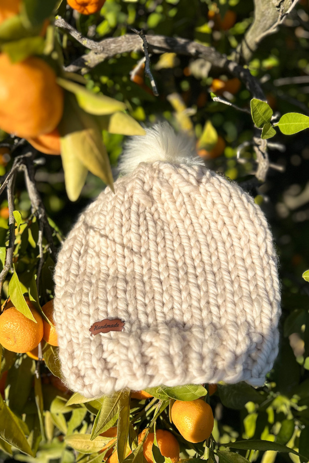 Bej El Örgüsü Ponponlu Kalın Bere - 2