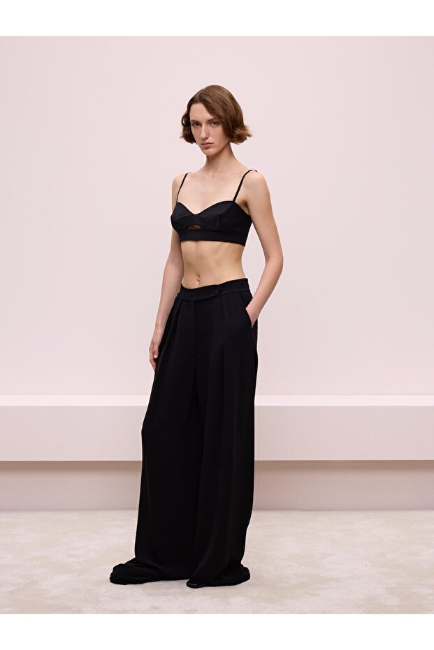 Geniş Paçalı Siyah Pantolon - 4