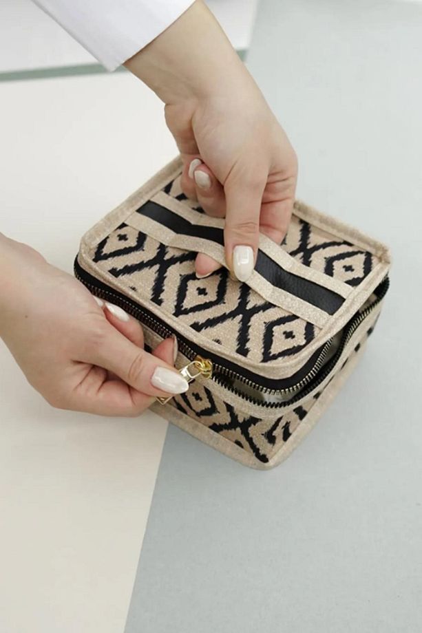 Mini Mücevher Takı Kutusu - Kolye, Yüzük, Küpe Ve Kolye Düzenleyici Seyahat Takı Mücevher Çantası - 6