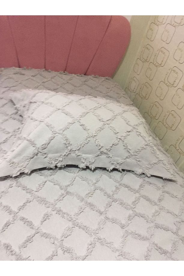 Tek Kişilik Gri Ponponlu Yatak Örtüsü - 3