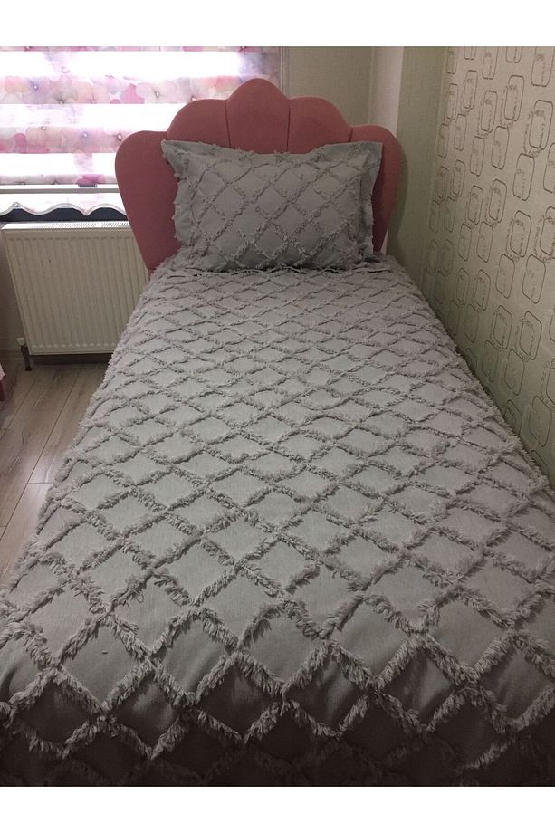 Tek Kişilik Gri Ponponlu Yatak Örtüsü - 2