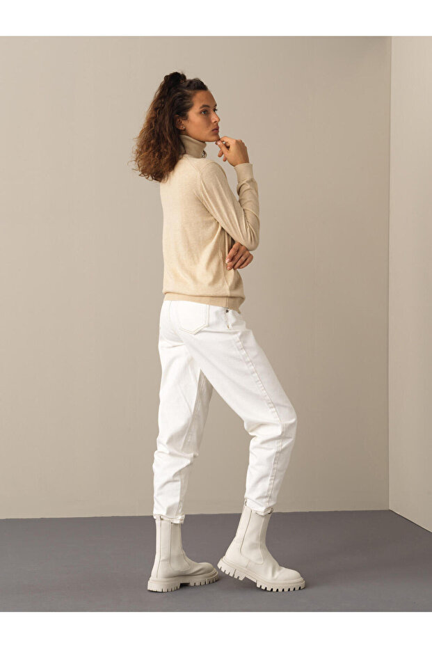 Kadın Bej Regular Fit Basic Kazak - 3
