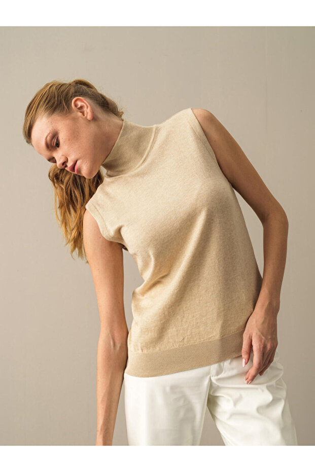 Kadın Bej Regular Fit Basic Kazak - 3