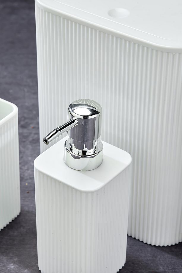 Line 5 Parça Kare Banyo Seti - Çöp Kovası WC Fırçası Sıvı-Katı Sabunluk Diş Fırçası - 3