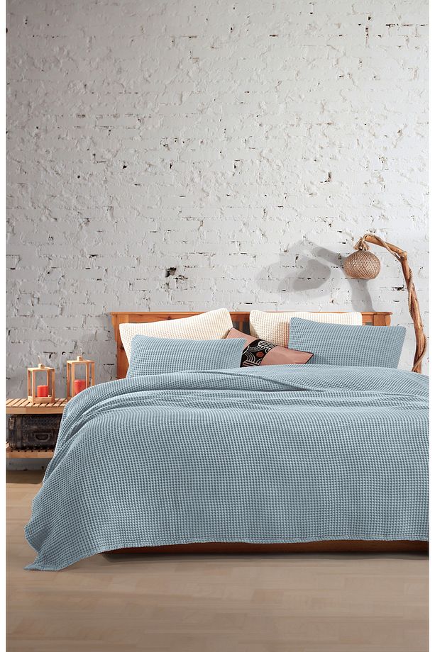 Hawaii Mavi %100 Pamuk Tek Kişilik 160x240cm Waffle Saçaksız Yatak Örtüsü/1 Adet 50x70cm Yastık - 1