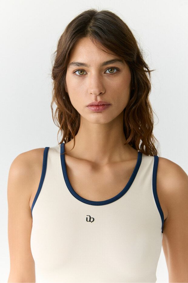YANELİS Urban Beat Kadın Biyeli Sportswear Crop Ekru Atlet - 4