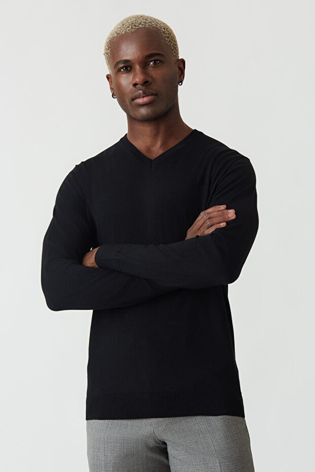 Basic V Yaka Siyah Erkek Triko - 4