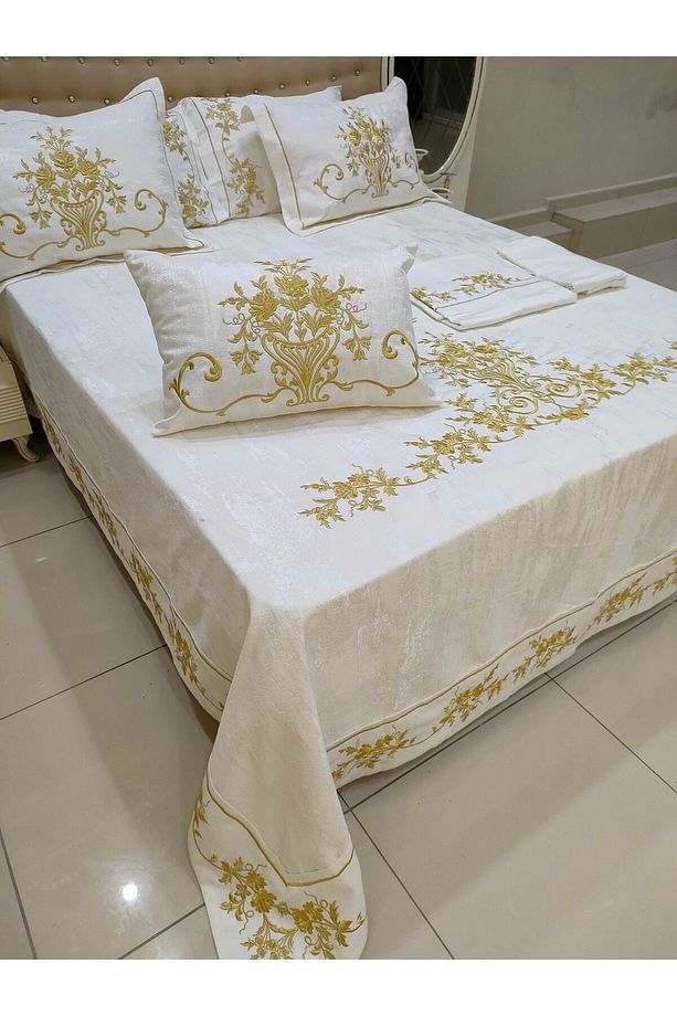 Yatak Örtüsü Ve Nevresim Seti 10 Parça - 1