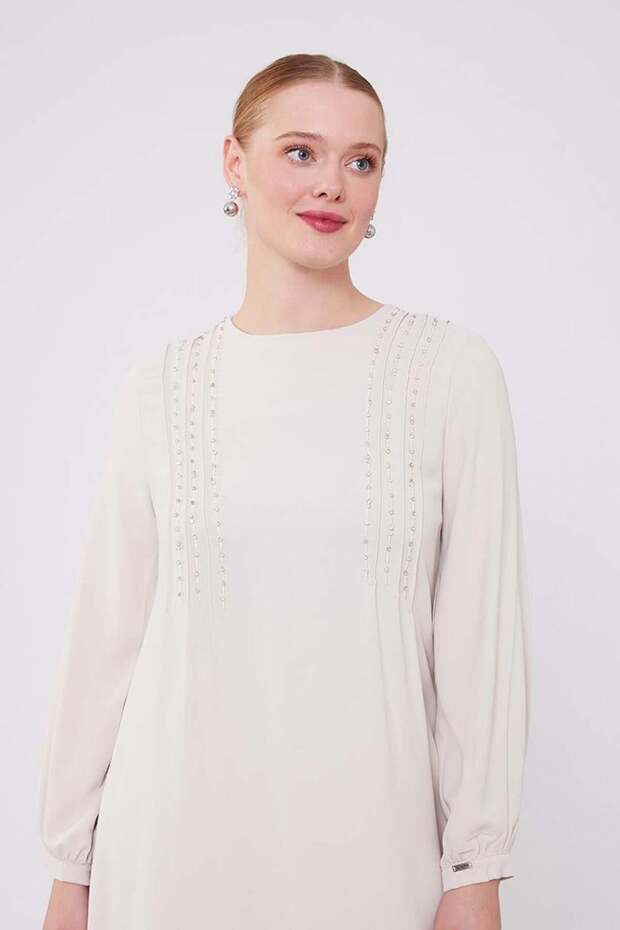 طقم تونيك مطرز باللون البيج - 4