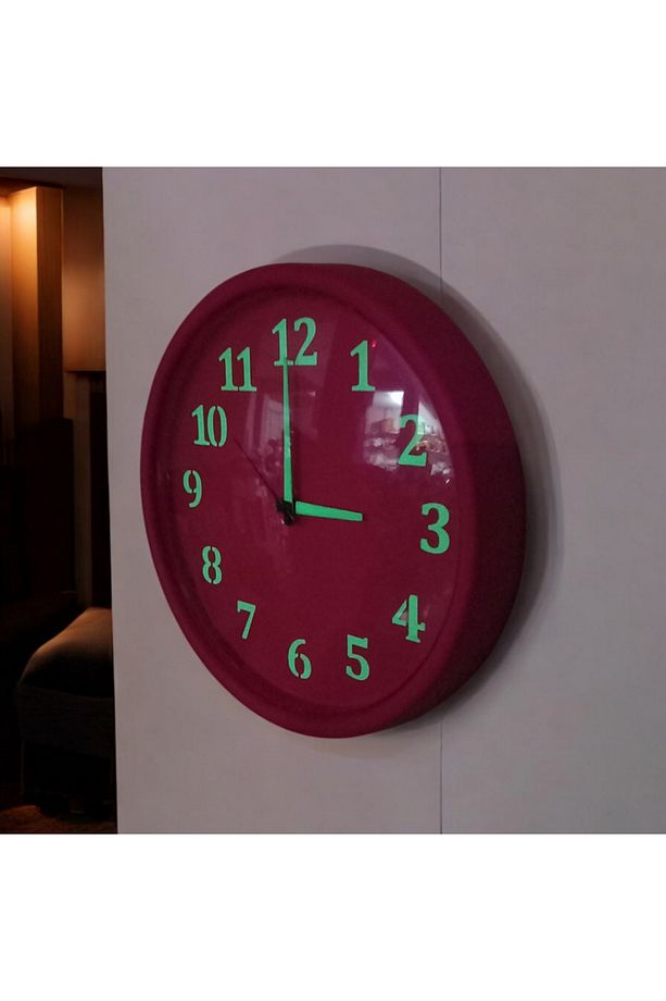 Fosforlu Magenta Pembe Duvar Saati Bombeli Cam Çap 28 cm - 5