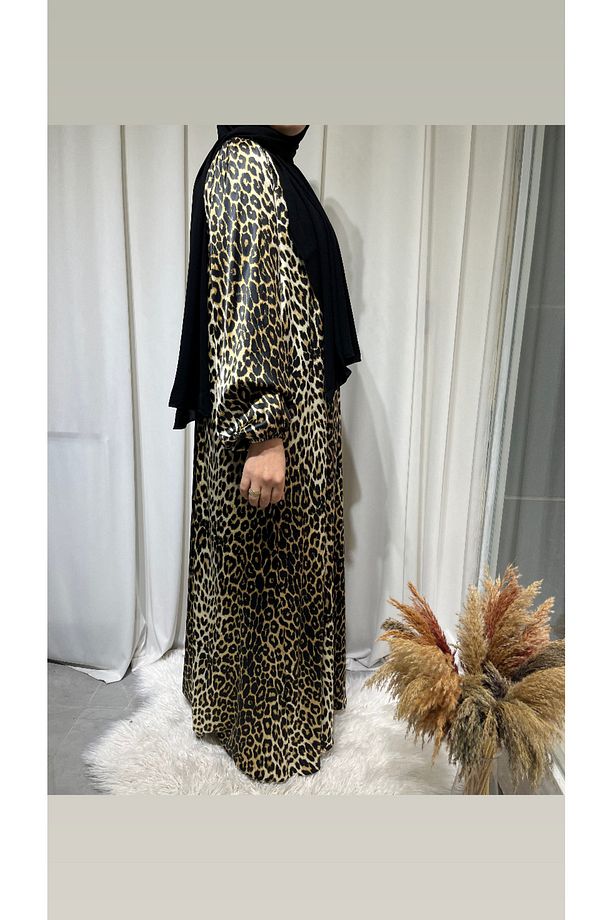 Saten Krep Kumaş Leopar Tesettür Elbise - 5