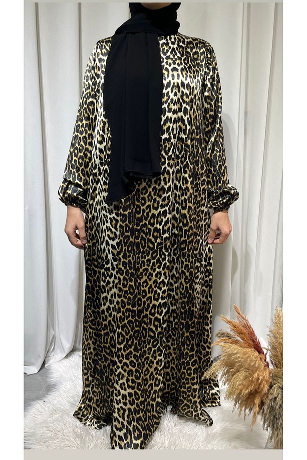 Saten Krep Kumaş Leopar Tesettür Elbise - 1