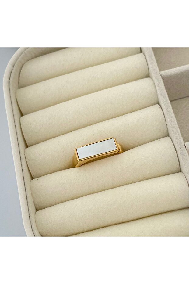 خاتم مستطيل من الفولاذ الذهبي مع حجر اللؤلؤ - 1