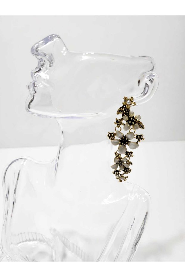 Flower Figure Model Pearl-Gold Retro Women's Earrings