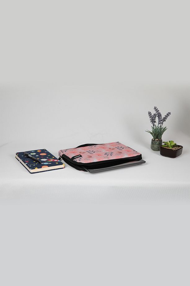 Apple iPad Air 11" M3 / iPad 11" A16 Wi-Fi + Cellular Desenli Tablet Kılıf Çanta - Venus - 7