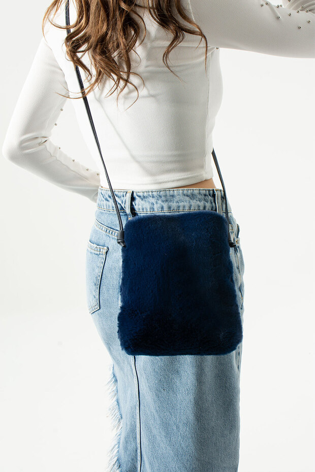 Mini Single Sleeve Women's Handbag with Plush Strap