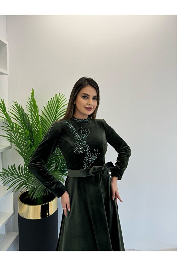 2640 ELBİSE KADİFE İŞLEMELİ - 2