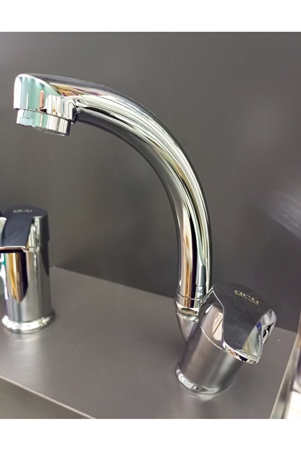 Lavabo Bataryası - 1