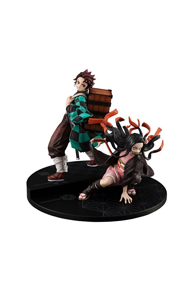 Demon Slayer Kimetsu No Yaiba Precious G.E.M. Kamado Brother & Sister - Tanjiro and Nezuko