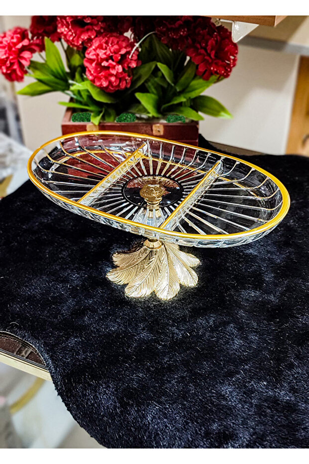 Elegant Oval Compartment Presentation Plate with Gold Details and Cast Foot