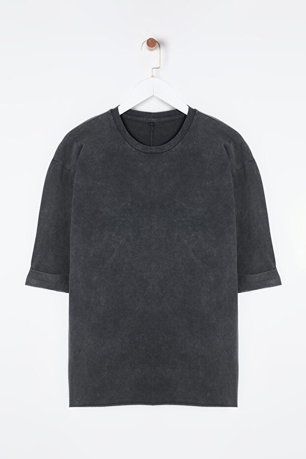 Antrasit Yıkamalı %100 Pamuk Duble Kol Asimetrik Boyfriend Örme T-Shirt TWOSS20TS0828 - 6