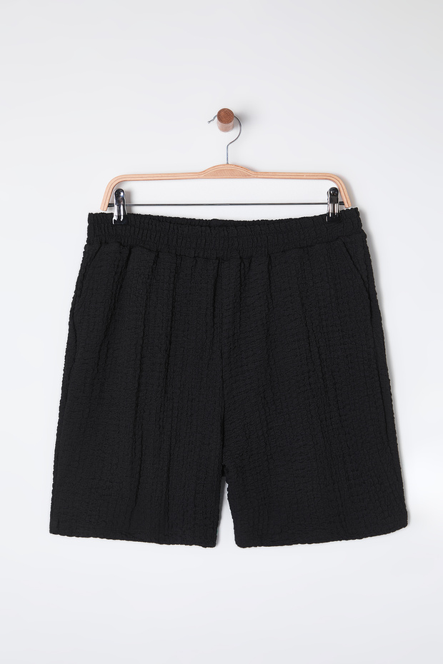 Siyah Relaxed Fit Dokulu Kumaş Büyük Beden Örme Şort & Bermuda TBBSS25AP00005 - 6