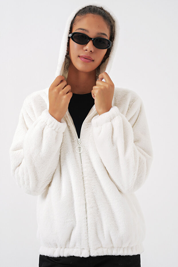 5091 Kapşonlu Kürklü Içi Astarlı Mont - Ekru - 1